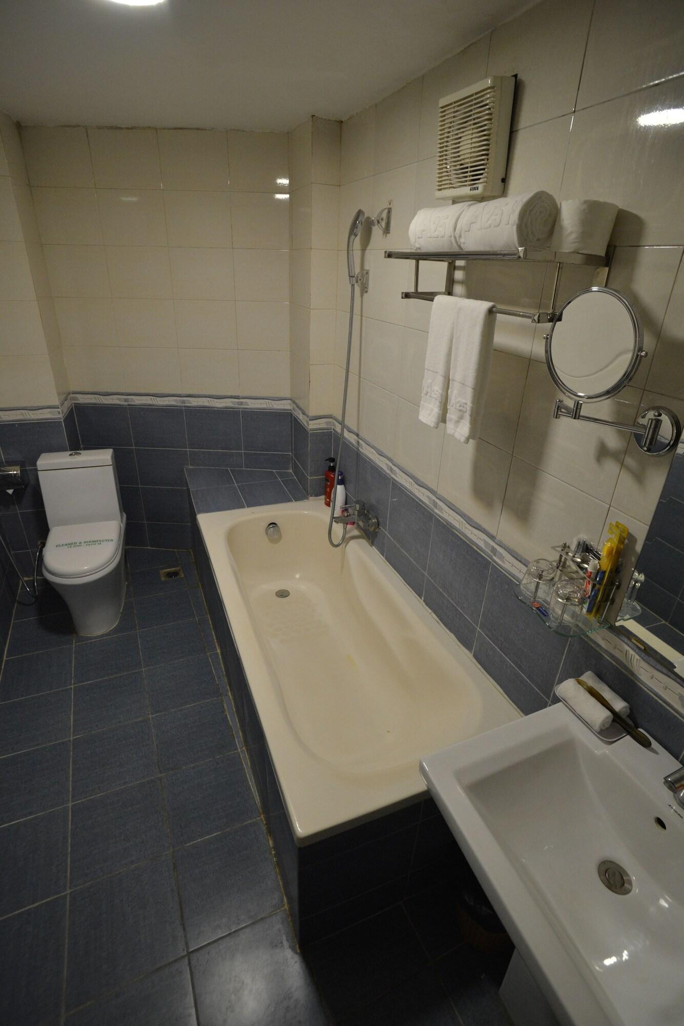 A25 Hotel - 96 Hai Ba Trung Hanoj Exteriér fotografie